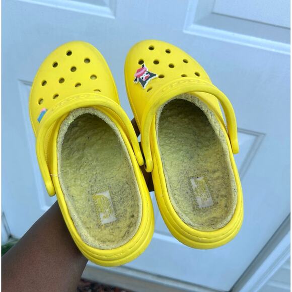 Crocs‎ Classic Lined Clogs Unisex Size M6 W8 Yellow Sandals - Picture 14 of 15